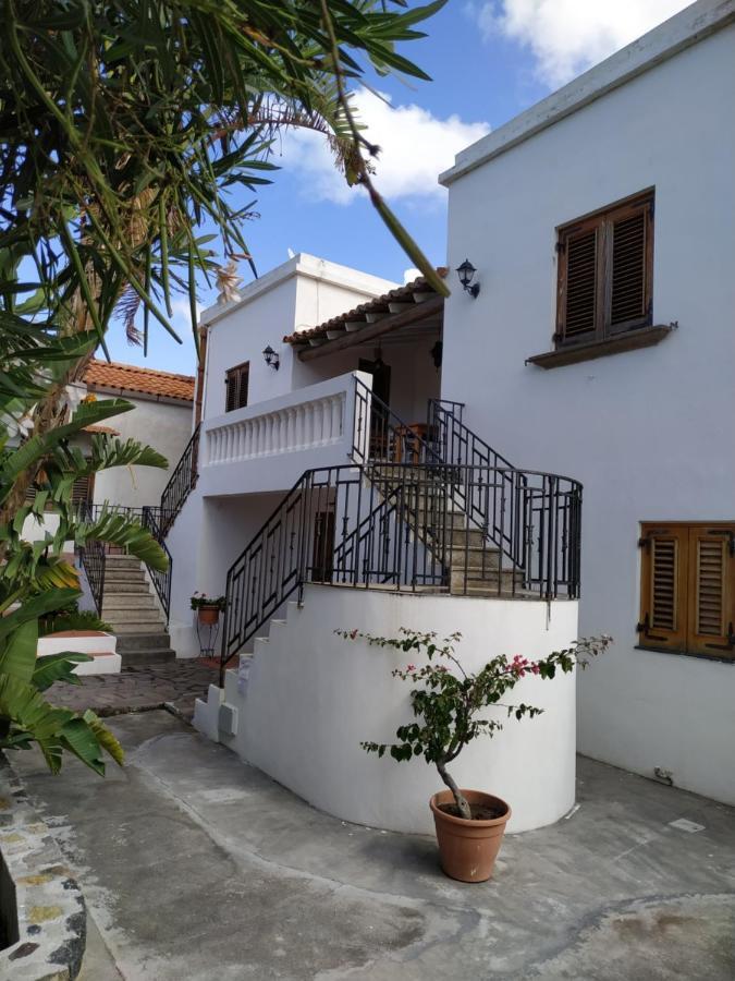 La Casa Al Mare Vulcano Esterno foto